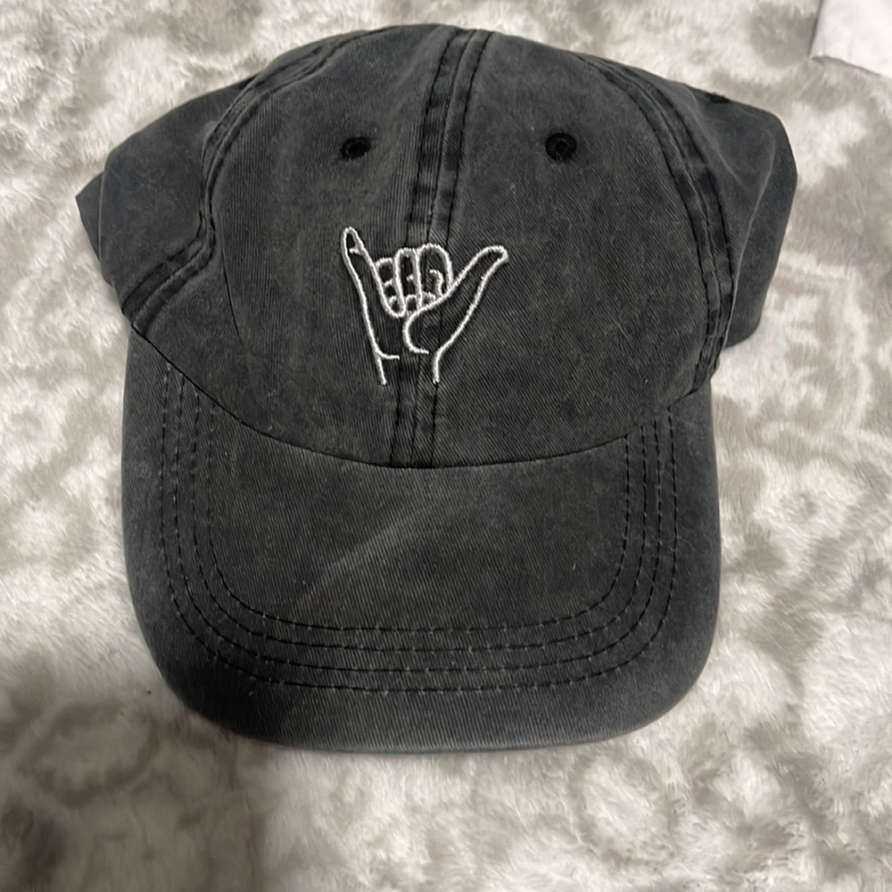 Gray hat